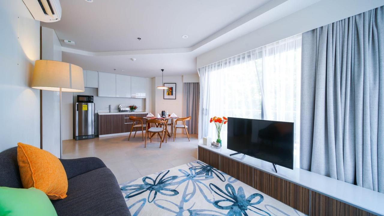 Tambuli Seaside Resort And Spa Мактан Екстериор снимка